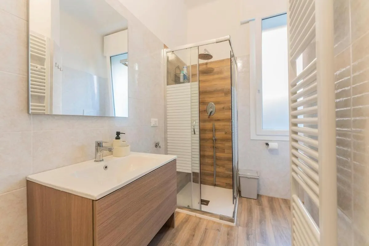 Apartment A Soli 10 Min Da Sant'Orsola - Interno 4 Con Design E Comfort Bologna Italy