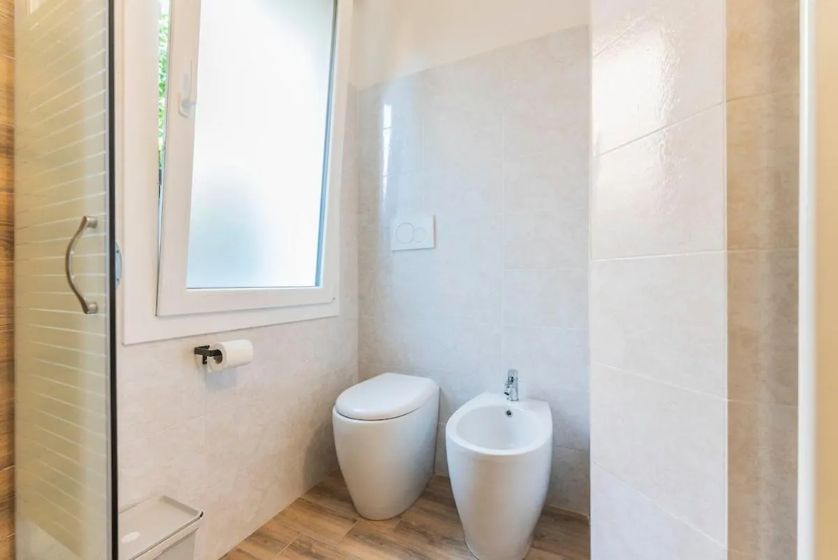 A Soli 10 Min Da Sant'Orsola - Interno 4 Con Design E Comfort Болонья Апартаменты